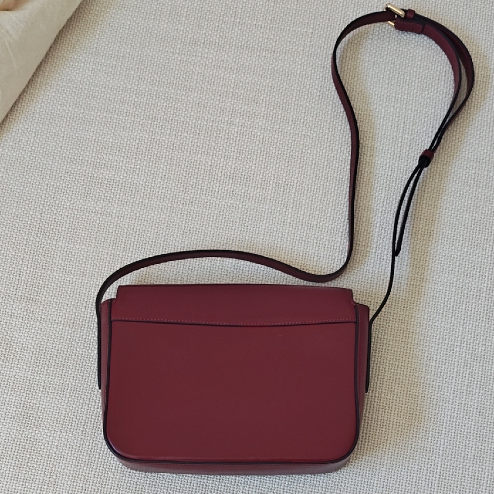 Leo et Violette Burgundy Shoulder Bag - Picture 2 of 7